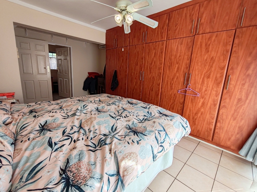 3 Bedroom Property for Sale in Van Der Hoff Park North West